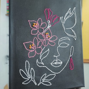 Tablou canvas Blossom Girl, Casa & Stil de viata, Accesorii pentru decorat casa, Picturi murale, Tablouri/picturi pe panza, Broderie, Pictura, ARTYNOS