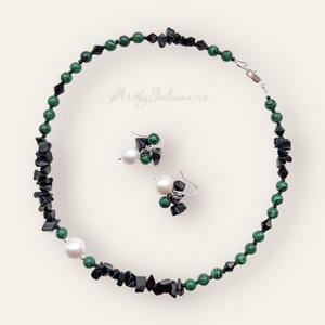 Colier handmade cu pietre semipretioase si argint Doamna distinsa - Artynos.ro
