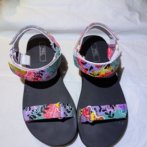 Sandale Mark and Spencer's pictate, Imbracaminte si moda, Pantofi, papuci, sosete, Sandale, Pictura, ARTYNOS