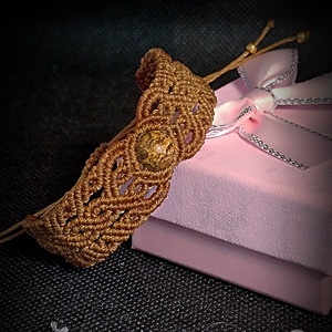 Bratara micromacrame celtica cu Jasp - Artynos.ro