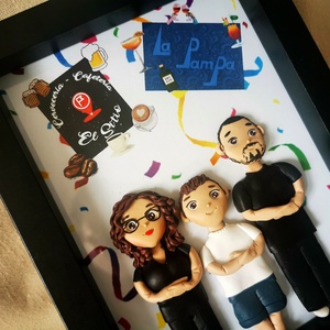 Tablou personalizat cu figurine modelate din lut polimeric - Familia, Casa & Stil de viata, Accesorii pentru decorat casa, Picturi murale, Panouri si tablouri, panouri decorative, Papusi si fabricare de marionete, Plastilina, ARTYNOS