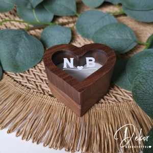 Suport inel in forma de inima cu inscriptie - personalizat cu initialele, Accesorii nunta, Accesorii de nunta, Suport verighete si perne pentru inele, Altele, Fotografie, grafica, desen, ilustratie, ARTYNOS