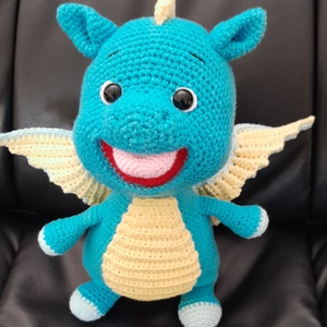 Dragonul vesel- jucarie crosetata - Artynos.ro
