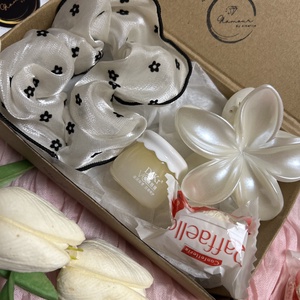 Set de par  Beauty, Imbracaminte si moda, Accesorii par, Accesorii de par, Aranjament de flori, ARTYNOS