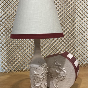 veioza unicat de inspiratie romatica, Casa & Stil de viata, Lampi si corpuri de iluminat, Lampa de masa, Lucrare cu argila, Obiecte pictate, ARTYNOS