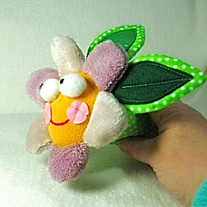 Jucarie zornaitoare pentru bebelusi ,cadou pentru babyshower ,jucarie handmade pentru nou nascut. - Artynos.ro