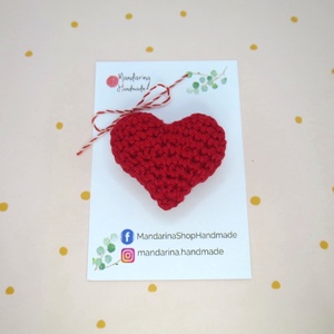 Inimioara, martisor crosetat - Artynos.ro