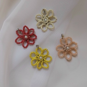 Martisor floare pandantiv  - Artynos.ro