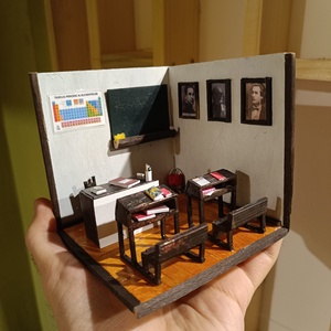 Handmade - diorama minimalista sala de clasa scara 1:40, Accesorii de Craciun, Cadou tematic de Mos Craciun, decoratiuni, Cadouri de Mos Craciun, , ARTYNOS
