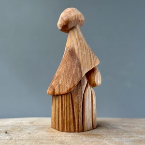 Gnom din lemn de tei - figurina unicat - Artynos.ro