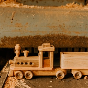 Tren cu doua vagoane, jucarie din lemn, Jucarii si echipamente pentru copii, Masini mici, vehicule, Trenulet, Prelucrarea lemnului, ARTYNOS