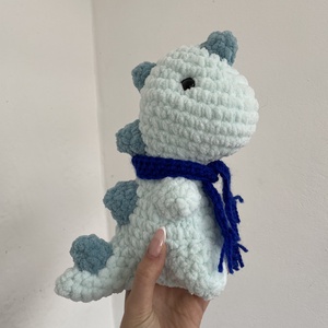 Dino , Jucarii si echipamente pentru copii, Plusuri, Figurine de plus, Crosetat, Cusatura, ARTYNOS