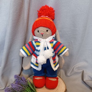 Dress up iepuras amigurumi - Artynos.ro