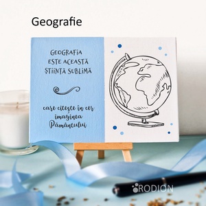 Placheta cadru didactic GEOGRAFIE personalizata cu mesaj lucrata manual - Artynos.ro