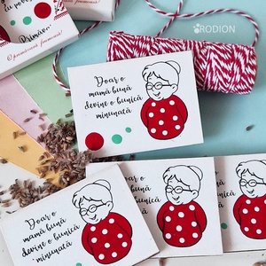 Martisoare cu magnet bunica pictate manual cu mesaje haioase handmade - Artynos.ro