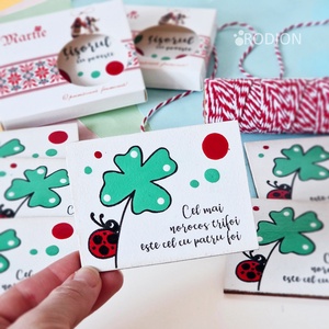 Martisoare cu magnet trifoi pictate manual cu mesaje haioase handmade - Artynos.ro