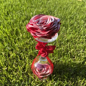Perfect red wine glass, Casa & Stil de viata, Accesorii pentru decorat casa, Decoratiuni de masa si decoratiuni pentru rafturi , Florarii si gradini de sticle, Aranjament de flori, ARTYNOS