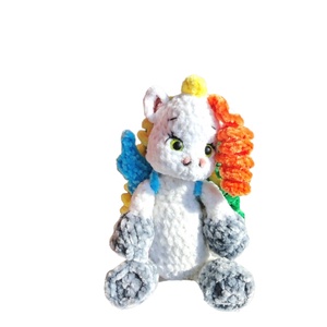 Jucarie de plus crosetata Plusica Crosetica, Unicorn PIC ROCK STAR de buzunar - Artynos.ro