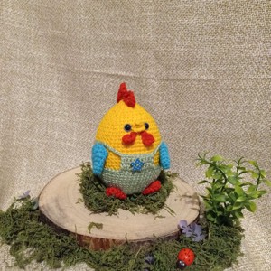 Pui crosetat cu pantaloni de gradina - Artynos.ro